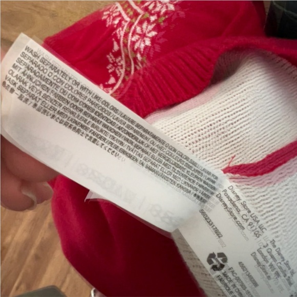 Disney Store Minnie Mouse Christmas Holiday Red Sweater Size 5/6 - Picture 15 of 15